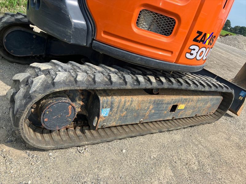 ZX30UR-5B オフセットブーム 2021年 1,067Hr クレーンゴムシュー 中古建設機械 写真16（株式会社広建機）