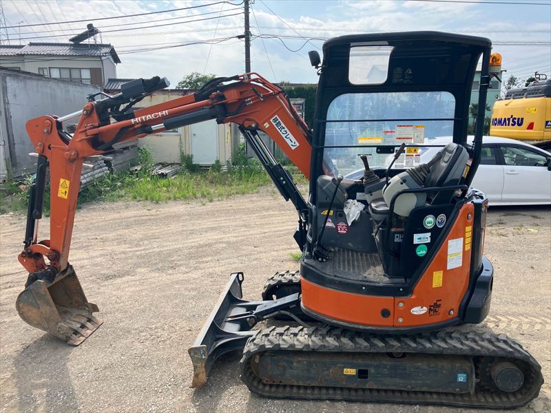 ZX30UR-5B オフセットブーム 2021年 1,067Hr クレーンゴムシュー 中古建設機械 写真2（株式会社広建機）