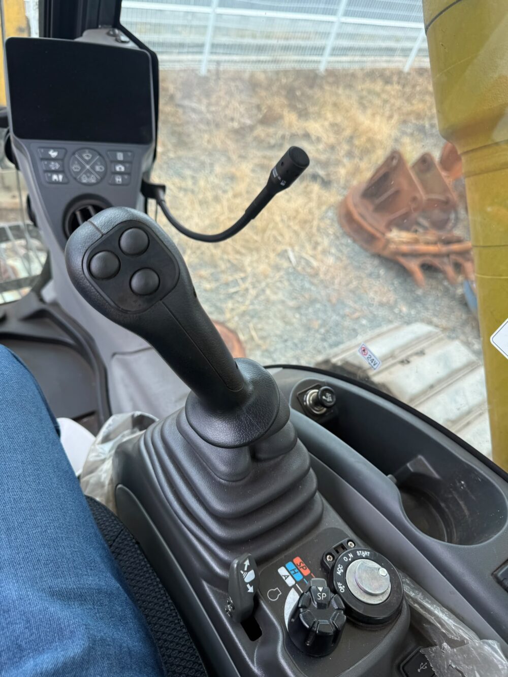 SH200LC-7 マグネット エレキャブ仕様 2台 2024年 486h 2023年 1059h マグネット付 松本オレンジグラップル付 中古建設機械 写真42（株式会社広建機）