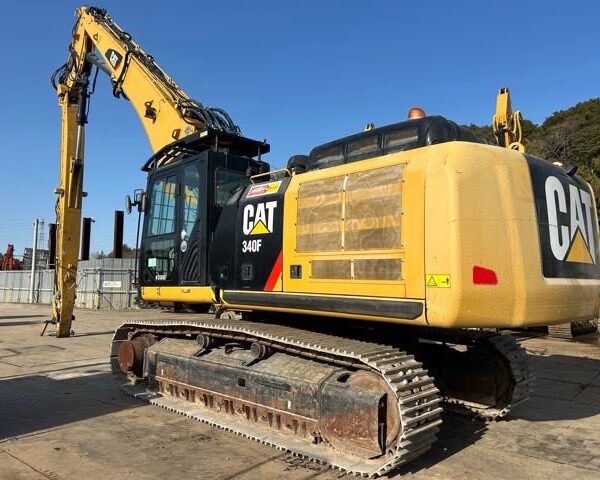 CAT340FUHD 2ピース＆ロングブーム  5本配管 架台付き　2150hour 2018year 中古建設機械 写真11（株式会社広建機）