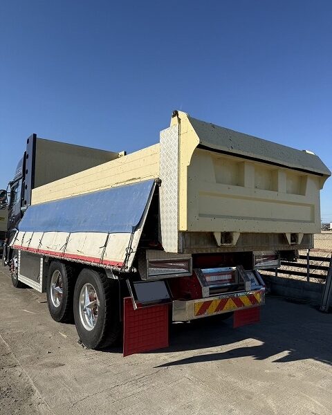 8トンダンプ PA-FE70BB 三菱ふそう製 43万ｋｍ 2016年製 幌付き平ボディ 中古建設機械 写真40（株式会社広建機）