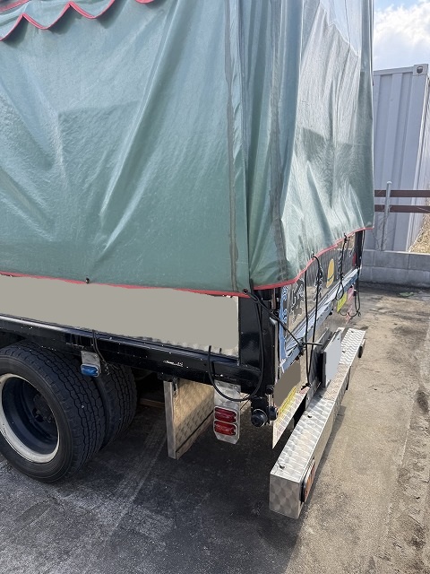 8トンダンプ PA-FE70BB 三菱ふそう製 43万ｋｍ 2016年製 幌付き平ボディ 中古建設機械 写真8（株式会社広建機）