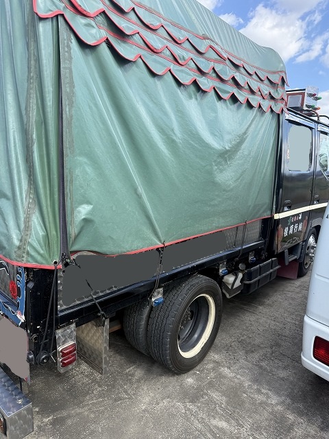 8トンダンプ PA-FE70BB 三菱ふそう製 43万ｋｍ 2016年製 幌付き平ボディ 中古建設機械 写真9（株式会社広建機）
