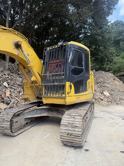 PC138US-8 油圧ショベル 2012年製 5882hr コマツ製 中古建設機械 写真4（株式会社広建機）
