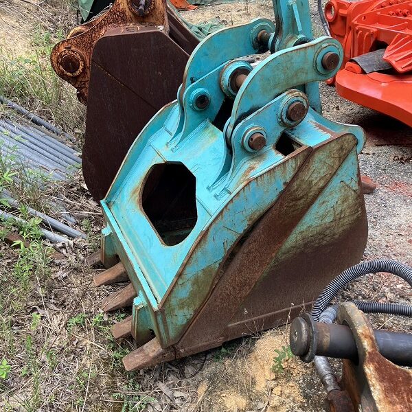 コベルコ0.45m3用 機械式アゴバケット 中古建設機械 写真13（株式会社広建機）