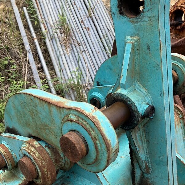 コベルコ0.45m3用 機械式アゴバケット 中古建設機械 写真15（株式会社広建機）