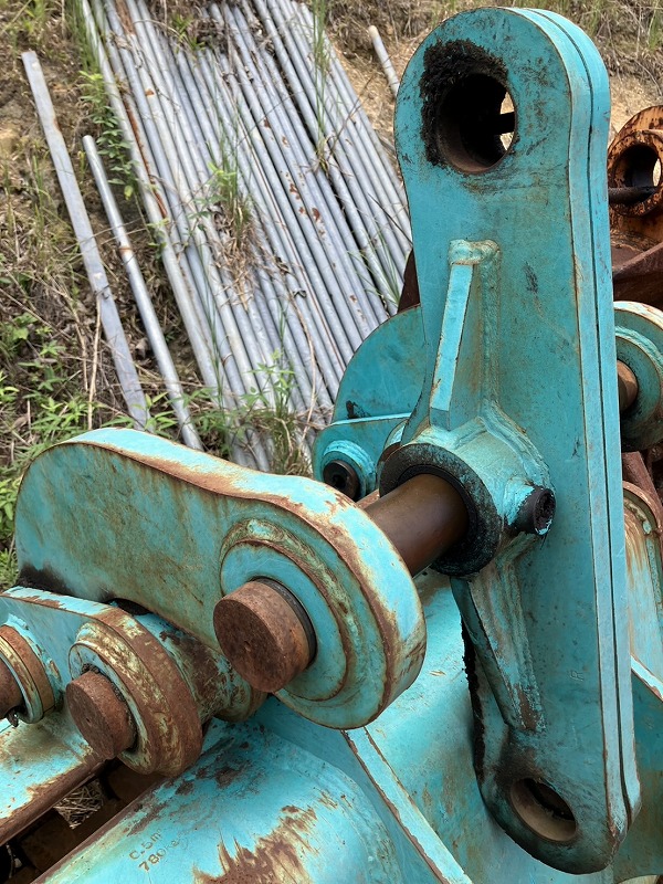 コベルコ0.45m3用 機械式アゴバケット 中古建設機械 写真7（株式会社広建機）