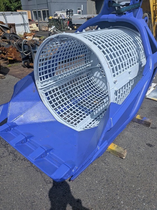 TMB-50 0.45m3用アミダス オカダアイヨン製 網目50mm 回転ふるい機 okadaaiyon 中古建設機械 写真1（株式会社広建機）
