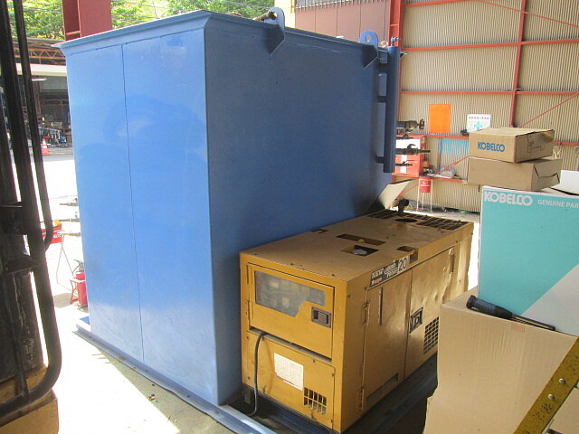 RC解体現場用 散水機 箱物13kVA タックス長野製ガラシャワー 中古建設機械 写真6（株式会社広建機）