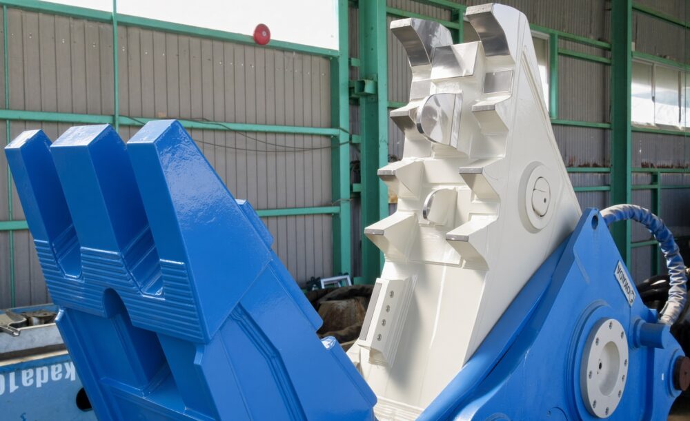 OSC-500A 40~100ton 兼用 小割機 ほぼ未使用 4910kg 補塗装予定 オカダアイヨン 中古建設機械 写真1（株式会社広建機）