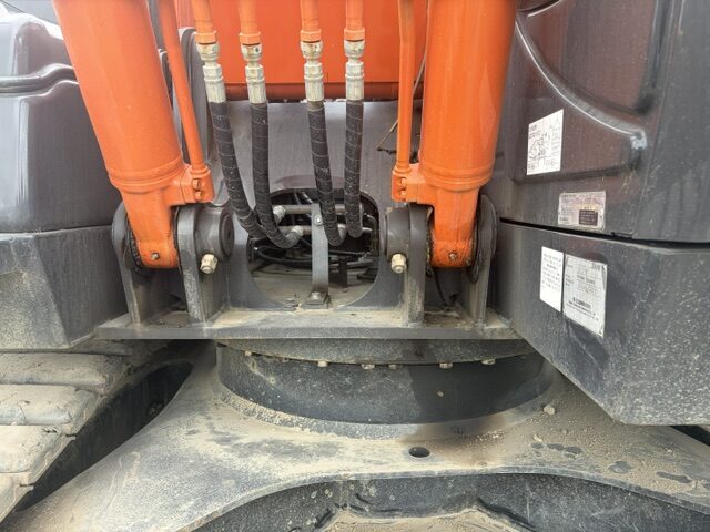 ZX130K-5B ハイボス仕様 ５本配管 1300hour 2016year 0.45m3油圧ショベル  日立建機 中古建設機械 写真8（株式会社広建機）