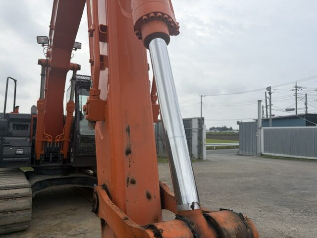 ZX130K-5B ハイボス仕様 ５本配管 1300hour 2016year 0.45m3油圧ショベル  日立建機 中古建設機械 写真11（株式会社広建機）