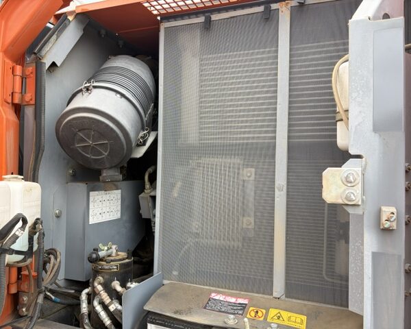 ZX130K-5B ハイボス仕様 ５本配管 1300hour 2016year 0.45m3油圧ショベル  日立建機 中古建設機械 写真75（株式会社広建機）