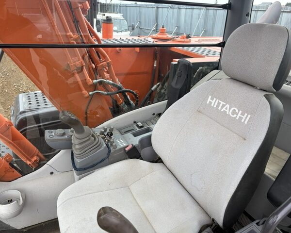 ZX130K-5B ハイボス仕様 ５本配管 1300hour 2016year 0.45m3油圧ショベル  日立建機 中古建設機械 写真86（株式会社広建機）