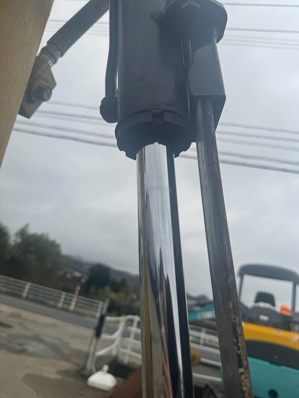 Vio20-3 併用配管 2690hr ブレード付き シリンダーガード付き ゴムクローラー 中古建設機械 写真16（株式会社広建機）
