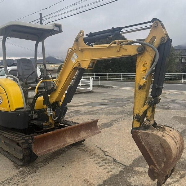 Vio20-3 併用配管 2690hr ブレード付き シリンダーガード付き ゴムクローラー 中古建設機械 写真21（株式会社広建機）