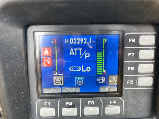 PC35MR-5 ミニモク 全旋回フォーク付 クイックヒッチ付き バケットレス 2300hr 2018年製 コマツ製 中古建設機械 写真9（株式会社広建機）