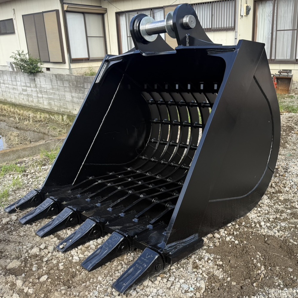 0.7m3用スケルトンバケット 横ピン 新品 100 × 150 mm 網目 中古建設機械 写真2（株式会社広建機）