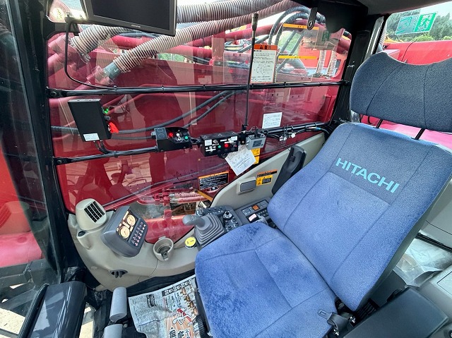 ZX1000K-3 セパレートブーム  チルトキャブ付 OKADA SE850 ワンタッチ付き 30m モンスターブーム 40m ロングブーム 5本配管  1141hr HITACHI製 中古建設機械 写真14（株式会社広建機）