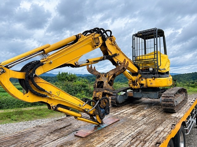 PC35MR-5 ミニモク 全旋回フォーク付 クイックヒッチ付き バケットレス 2300hr 2018年製 コマツ製 中古建設機械 写真1（株式会社広建機）