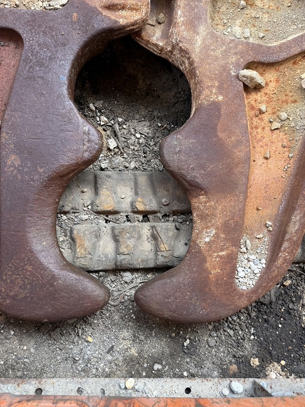 古河ロックドリル 0.7用大割機 VX235 2375kg 2015年式 FURUKAWA 中古建設機械 写真5（株式会社広建機）