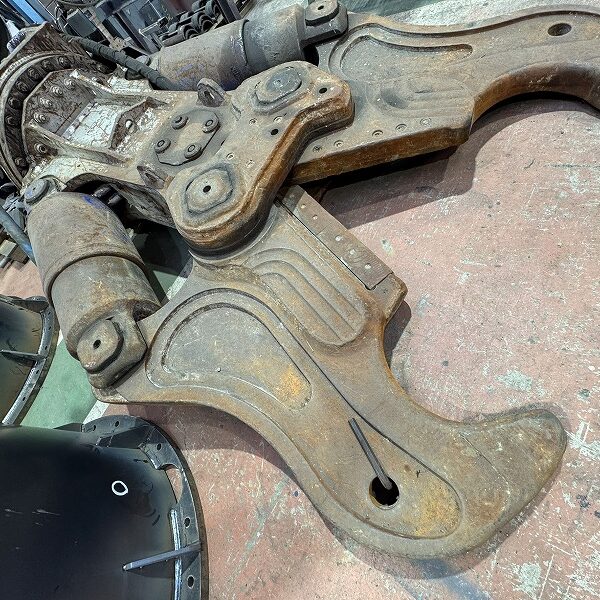 SRC48 1.6用SRC解体機 NPK 4810kg 整備塗装予定 中古建設機械 写真28（株式会社広建機）