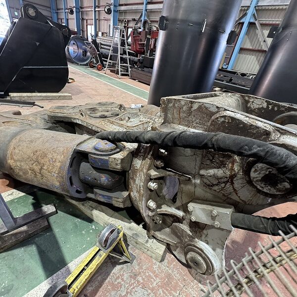 SRC48 1.6用SRC解体機 NPK 4810kg 整備塗装予定 中古建設機械 写真41（株式会社広建機）
