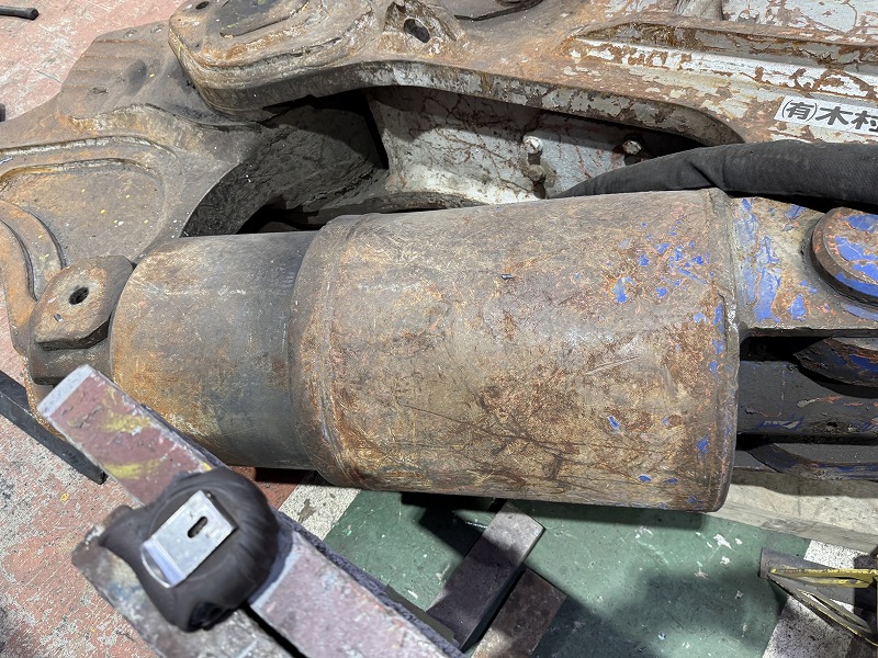 SRC48 1.6用SRC解体機 NPK 4810kg 整備塗装予定 中古建設機械 写真19（株式会社広建機）