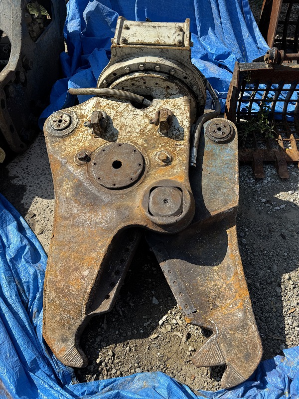 CUT50-ARTS 旋回 0.45m3用鉄骨カッター カットクン オカダアイヨン製 1180kg 整備予定 中古建設機械 写真1（株式会社広建機）